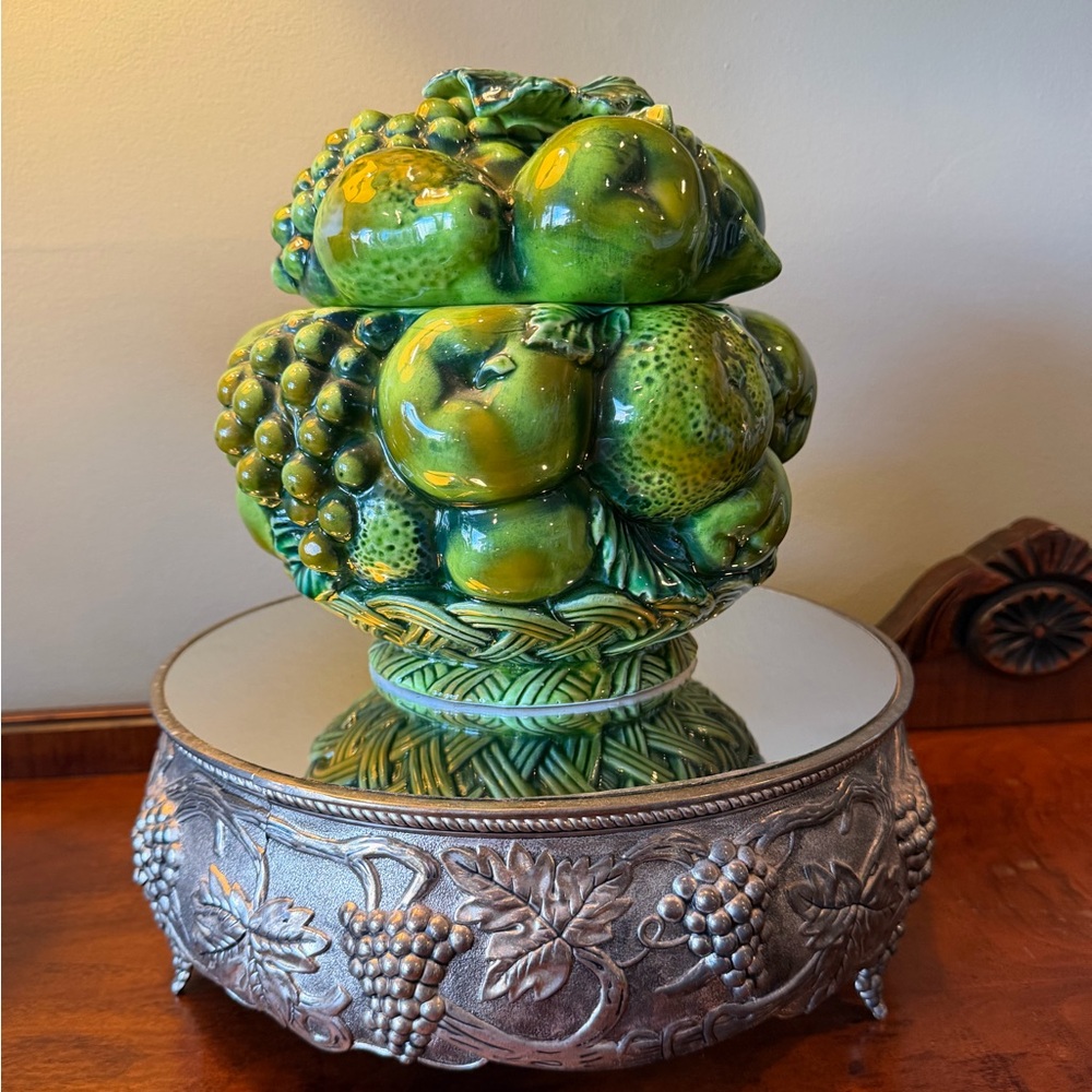 Vintage 1960s Inarco green fruit basket lidded dish or cookie jar